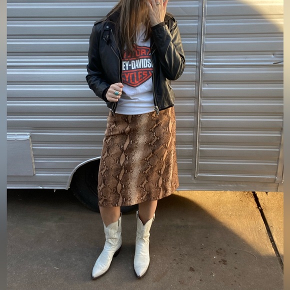 Vintage brown snakeskin print midi skirt with faux leather trim - Picture 6 of 7
